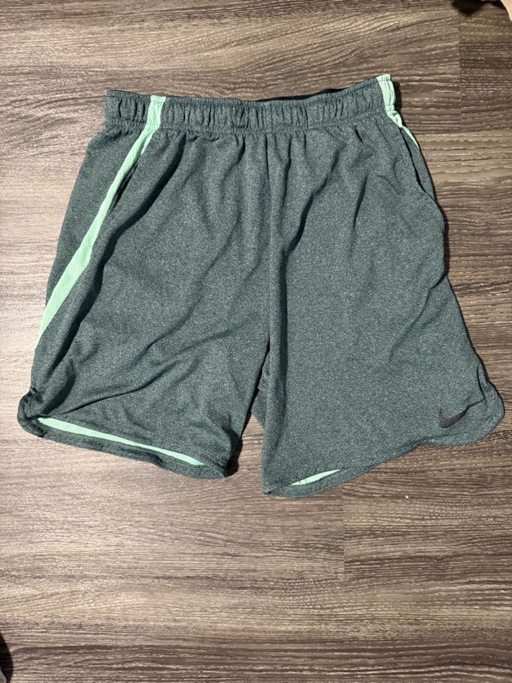 Nike | Green Athletic Shorts | Men's L